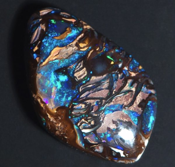 Matrix-opal-Queensland-Australia-600x572