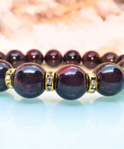 Granaat käevõru suurte pärlitega