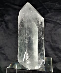 Mäekristall suur tipp suurendab keskendumisvõimet ja parandab mälu, sobib toetuseks nii töö tegemisel kui ka õppimisel.