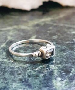 Suitsukvarts hõbesõrmus