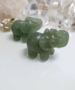 Roheline aventuriin elevandid