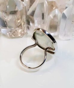 Preniit hõbesõrmus